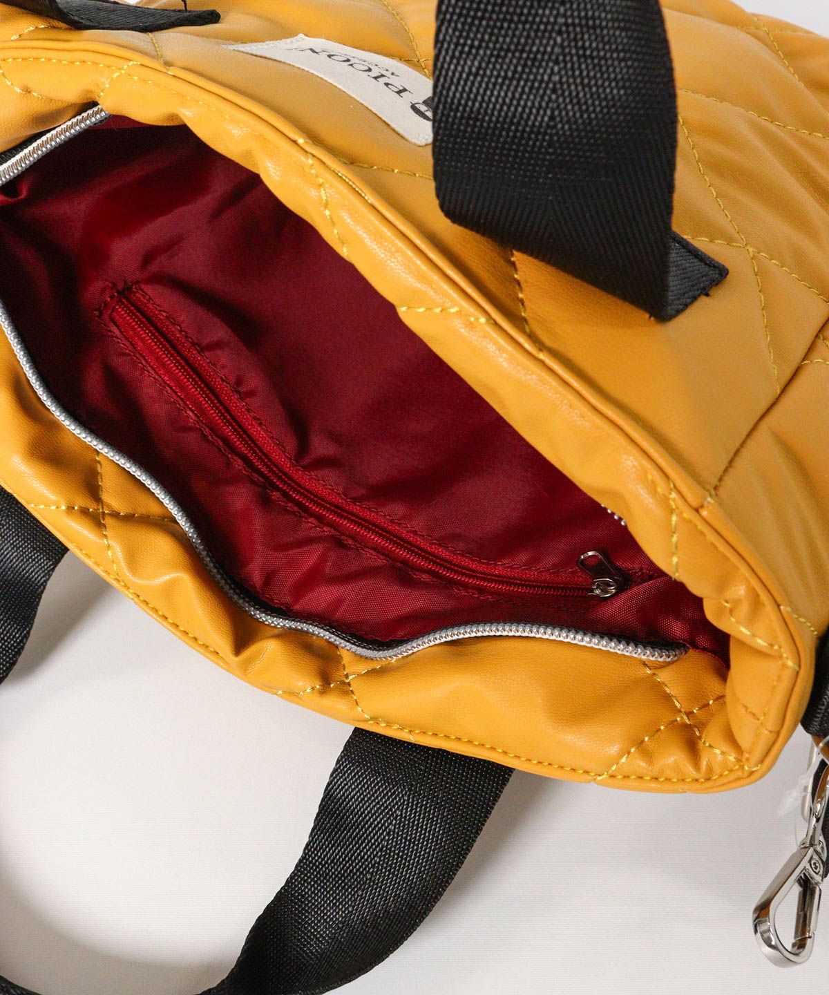 内側(イエロー)