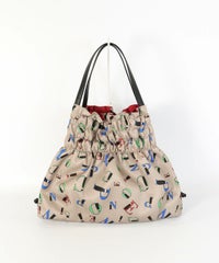 スカーフ柄風トートバッグ(ベージュ)前