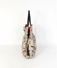 スカーフ柄風トートバッグ(ベージュ)横