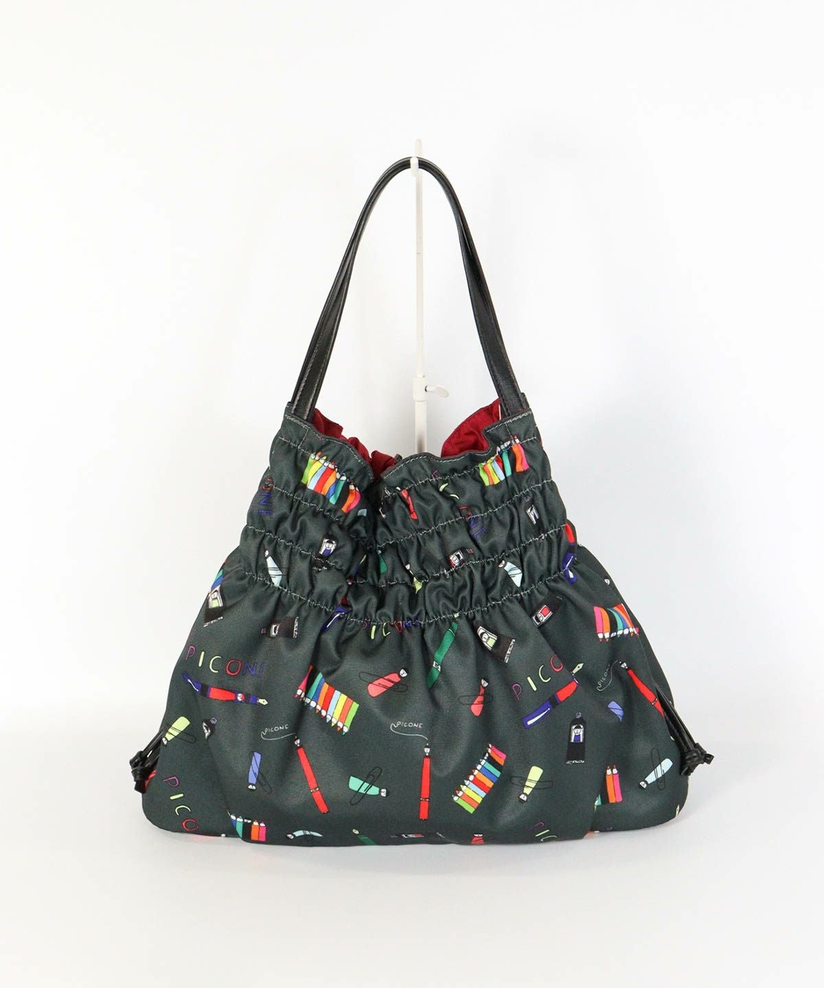 スカーフ柄風トートバッグ(グレー)前