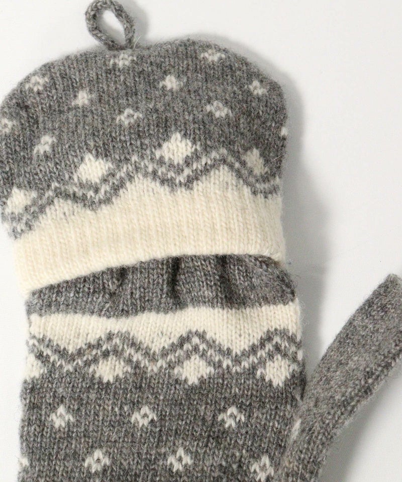 カバー部分（ライトグレー）