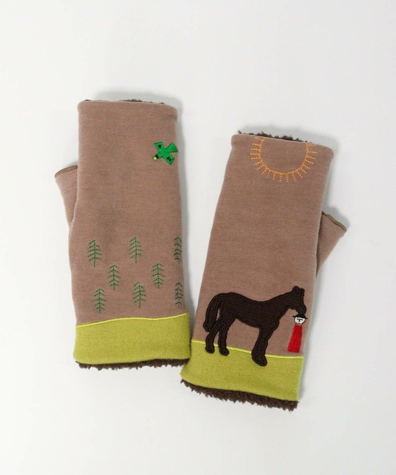 裏ボア刺繍手袋（キャメル）