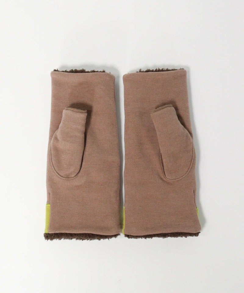 裏ボア刺繍手袋後（キャメル）