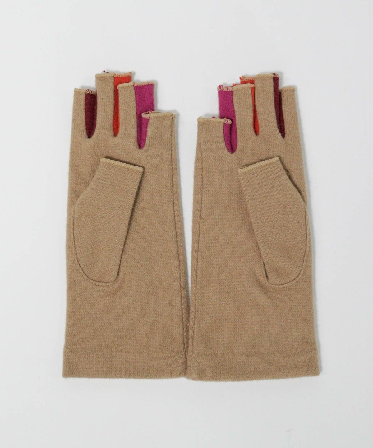 毛混カラー指手袋後（キャメル）