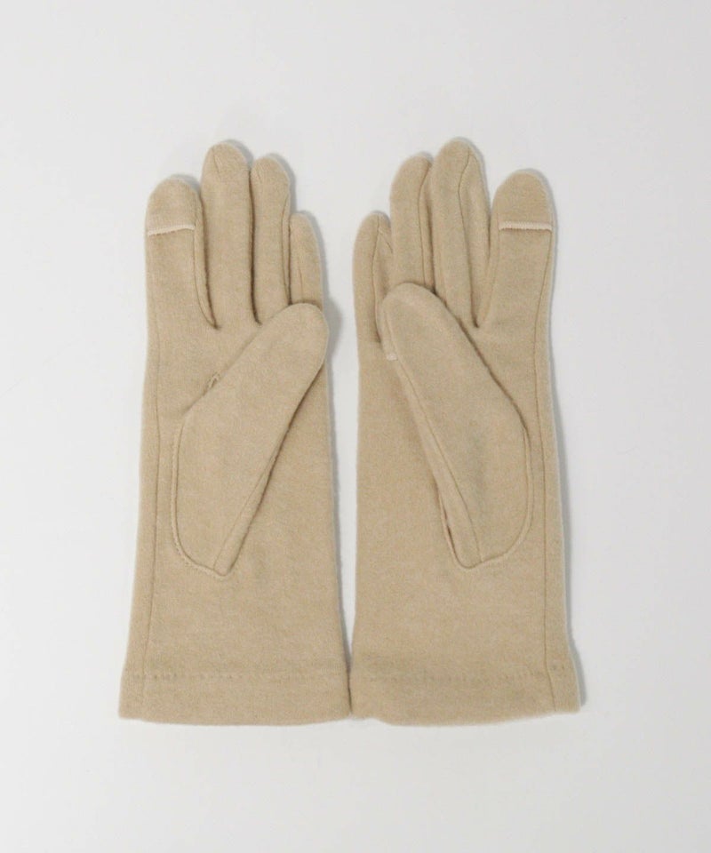 ネコ刺繍手袋後内側（ベージュ）