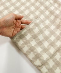 ポケット部分（ライトグレー）