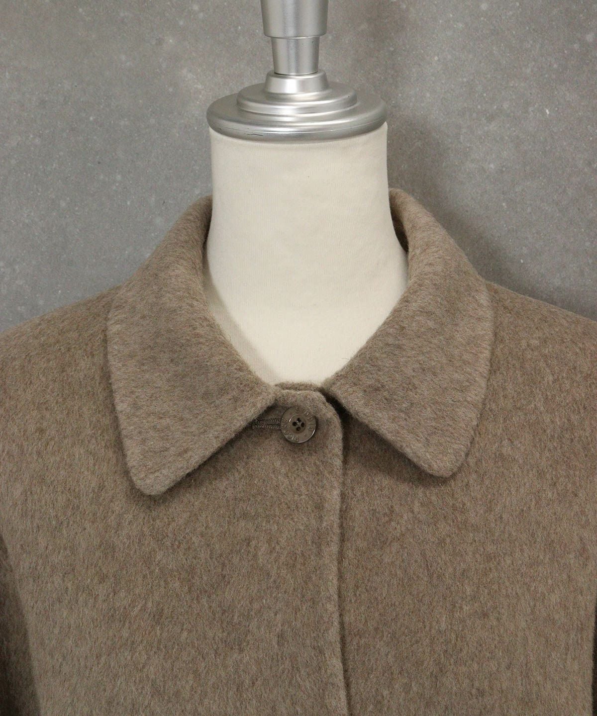 襟元部分（ブラウン）