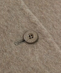 ボタン部分（ブラウン）