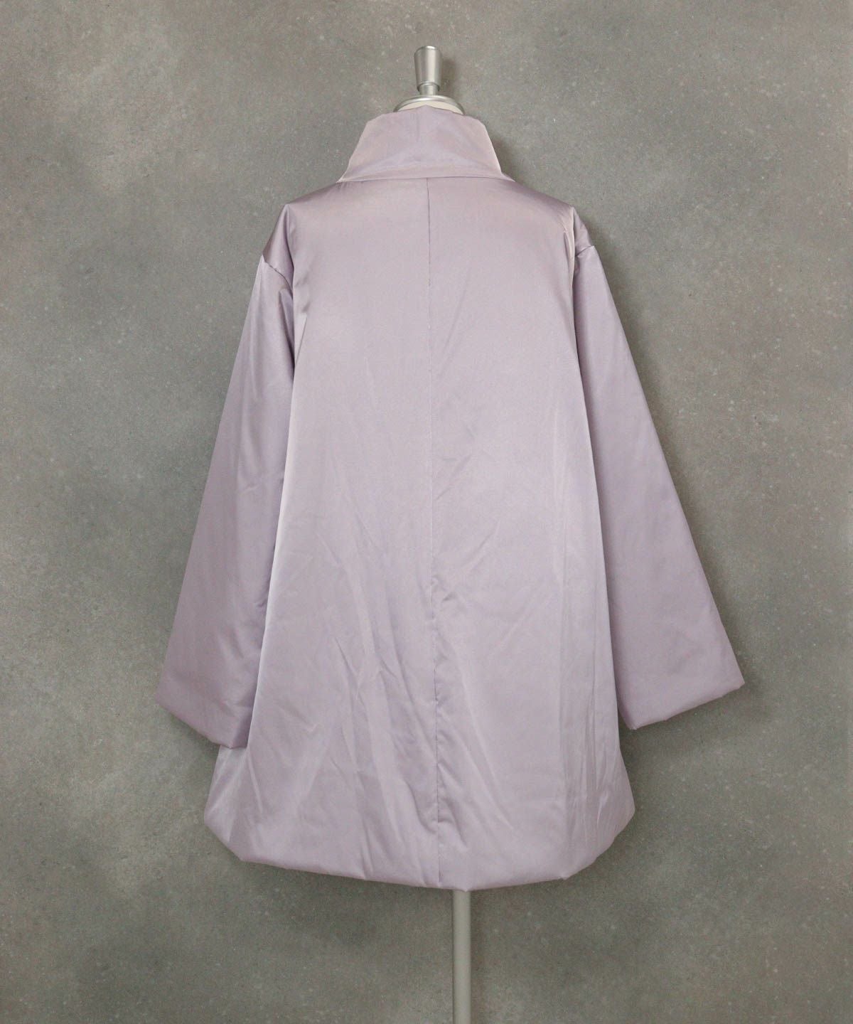 DOGモチーフ撥水中綿コート後（ライトパープル）