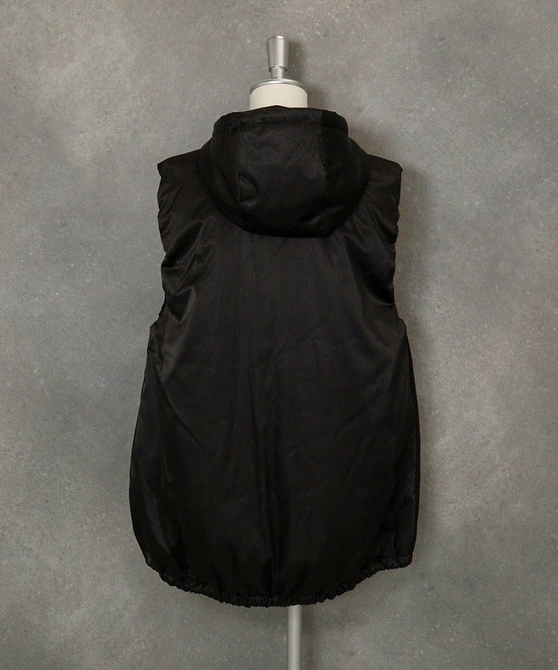 フード付き撥水中綿ベスト後（ブラック）