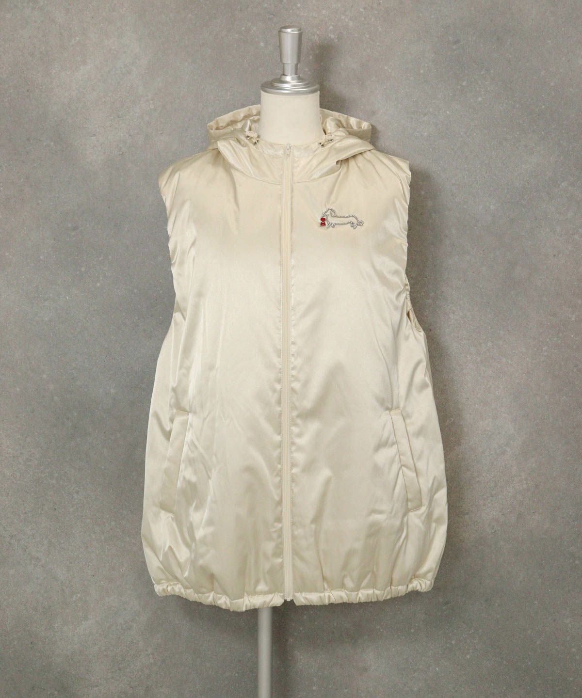 フード付き撥水中綿ベスト（ベージュ）