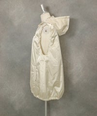 フード付き撥水中綿ベスト横（ベージュ）