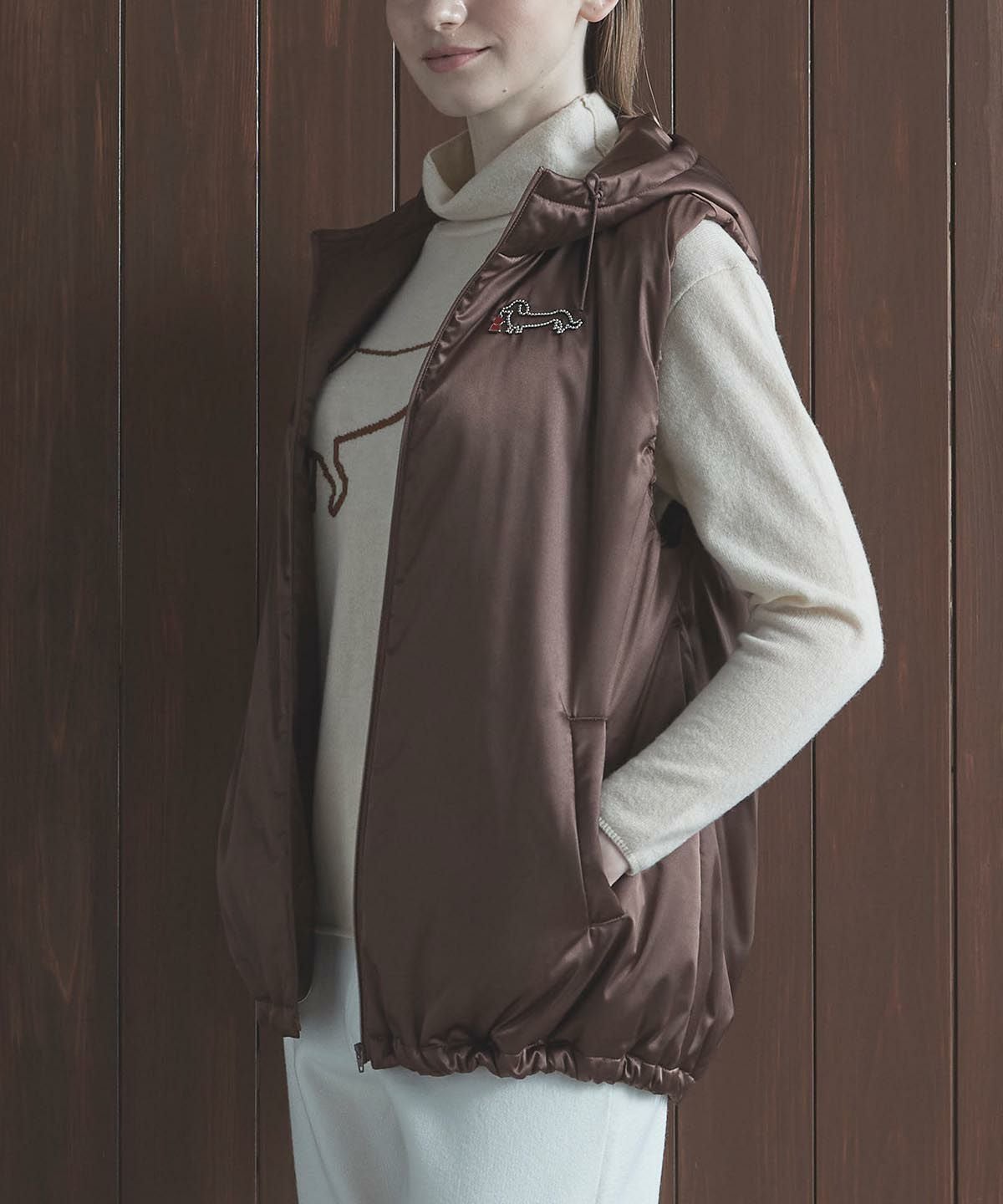 モデル着用画像（ブラウン）