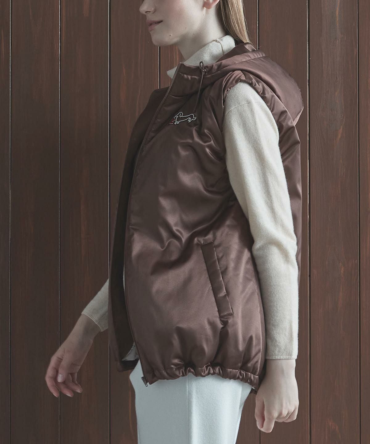 モデル着用画像（ブラウン）