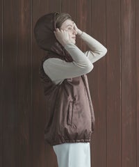 モデル着用画像（ブラウン）