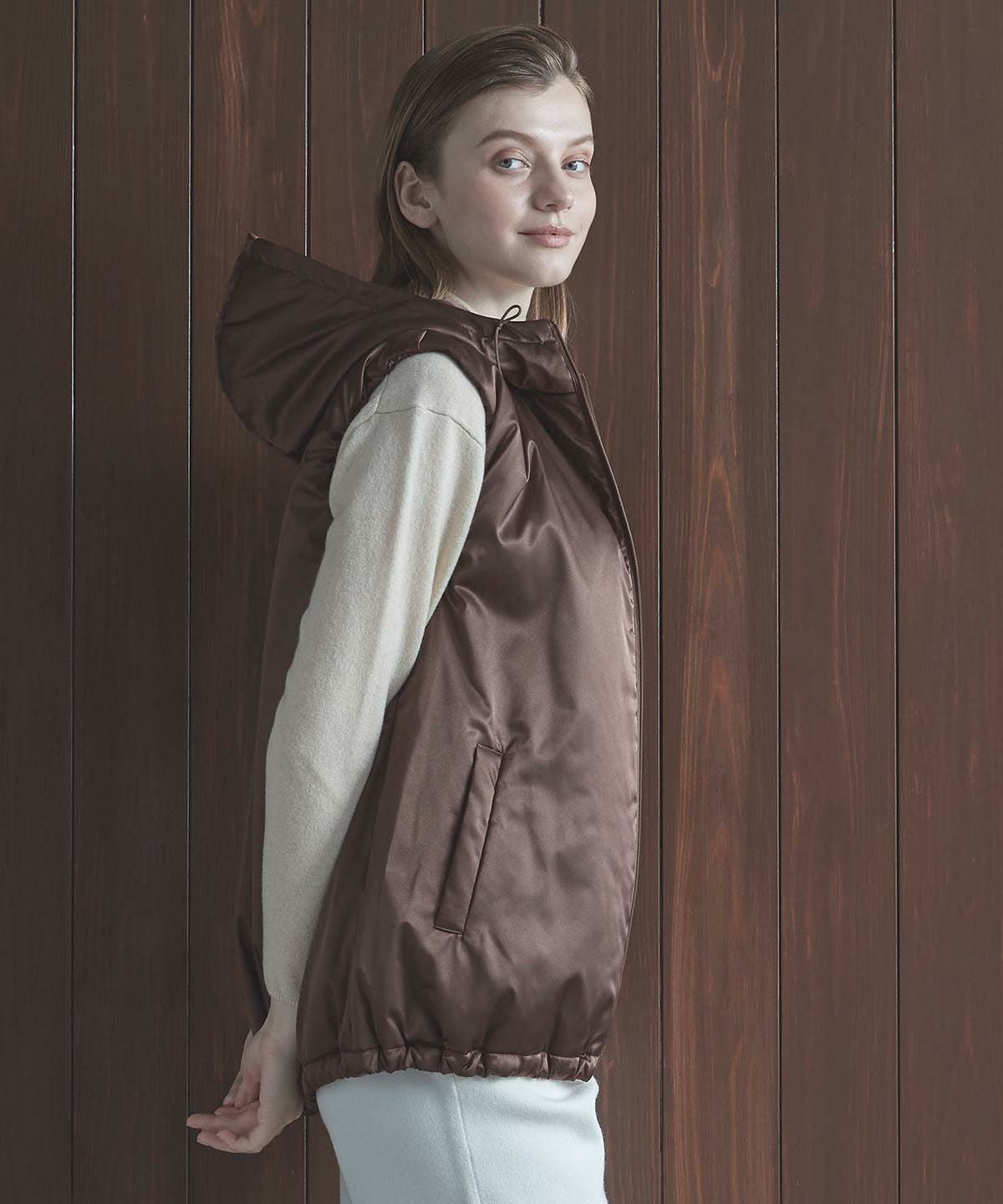 モデル着用画像（ブラウン）