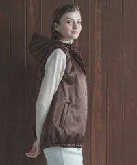 モデル着用画像（ブラウン）