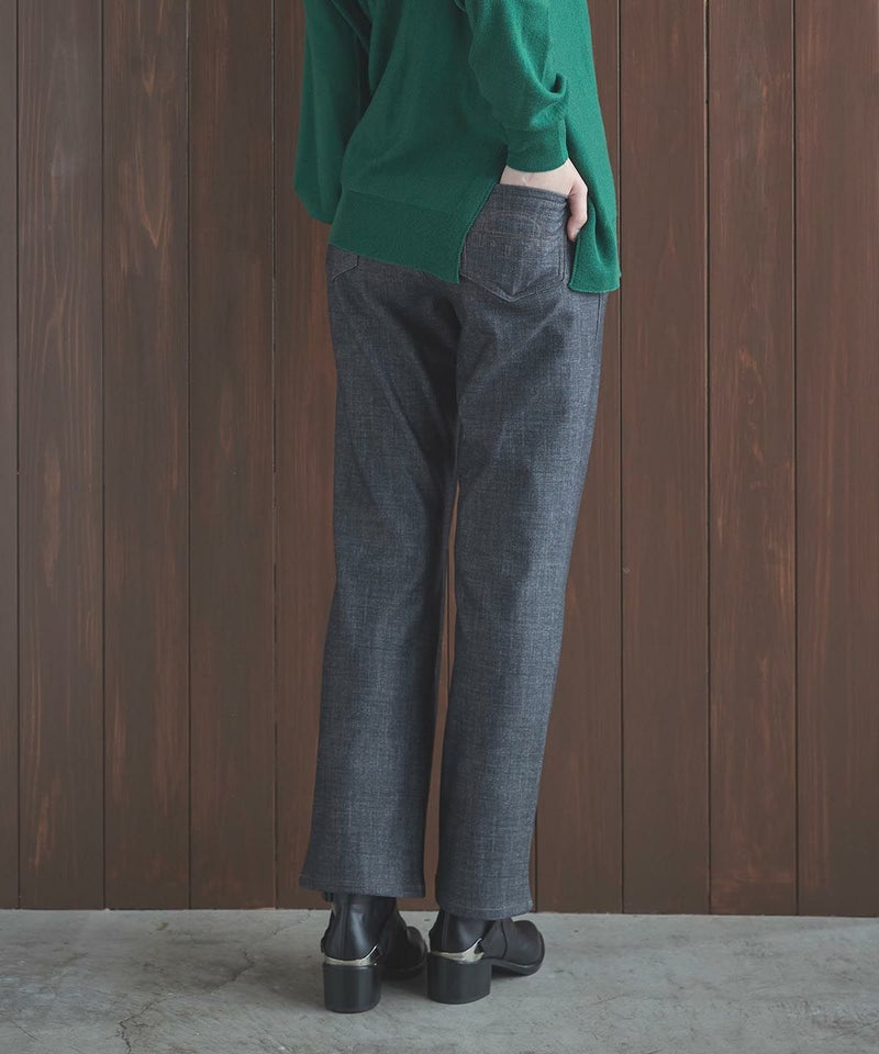 モデル着用画像(ブラック)