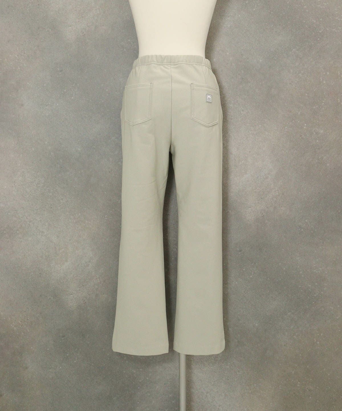 裏起毛イージーパンツ(ライトグレー)後ろ