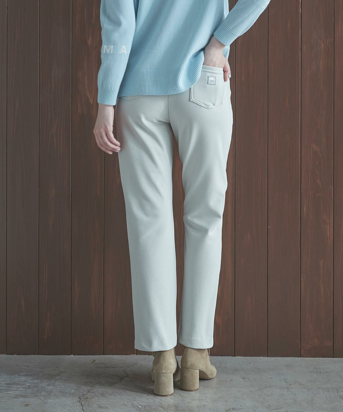 モデル着用画像(ライトグレー)