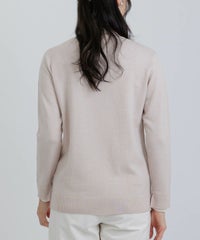 モデル着用画像（ベージュ）