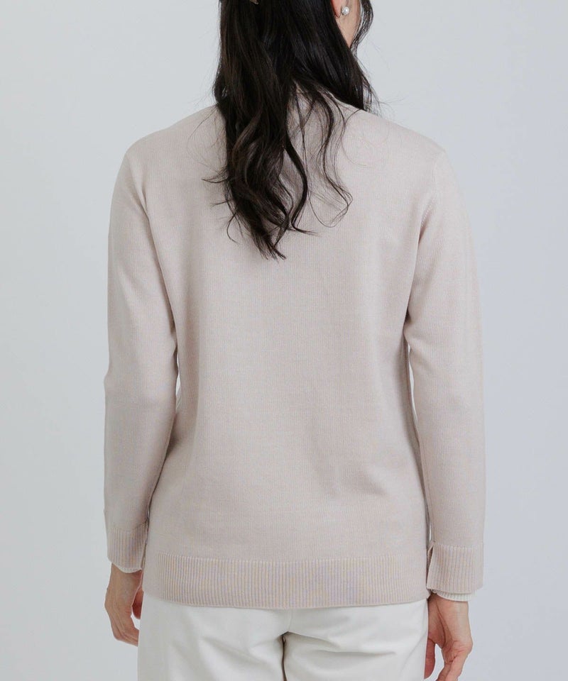 モデル着用画像（ベージュ）