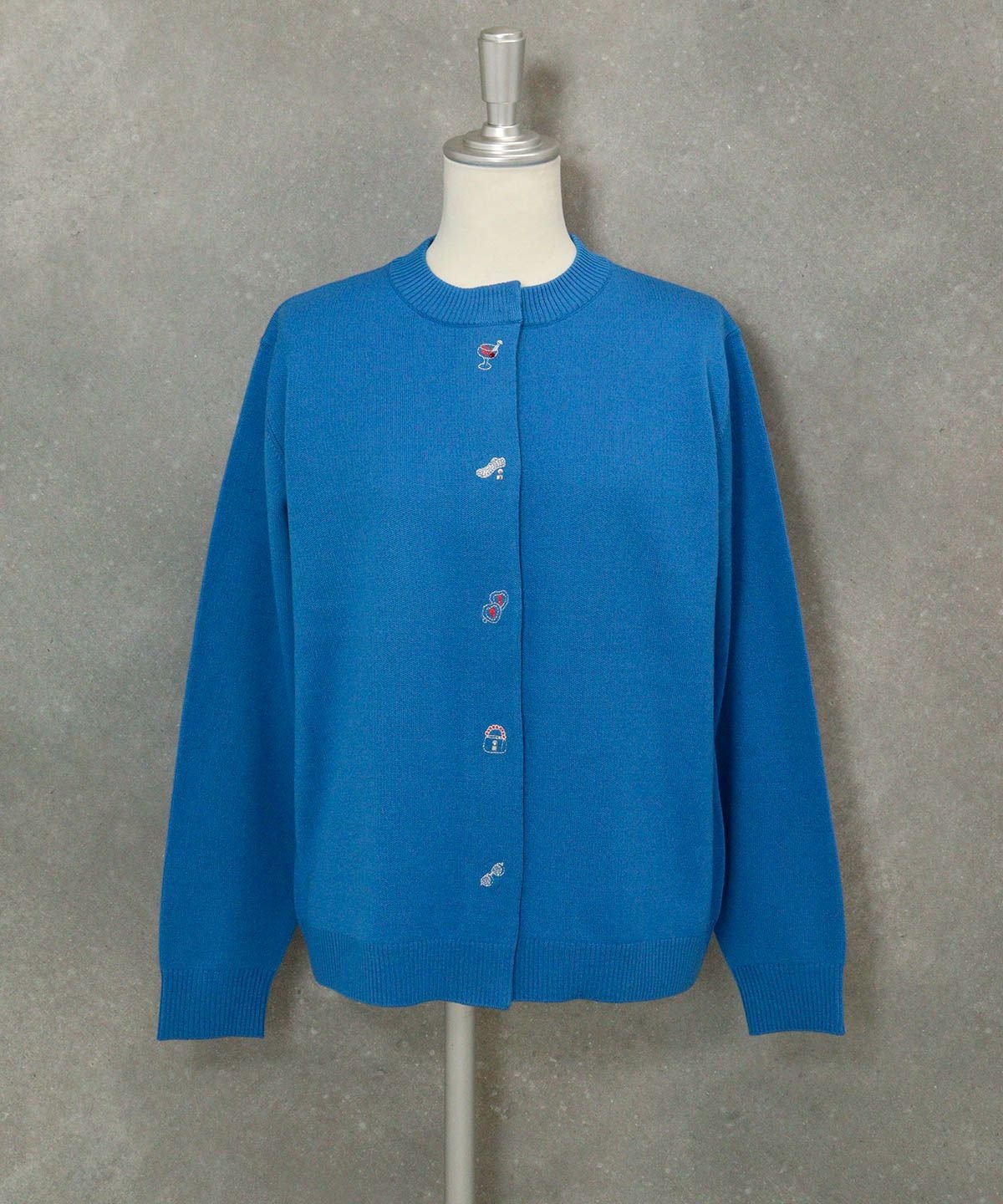 ウール混ボタン風刺繍カーディガン（ブルー）