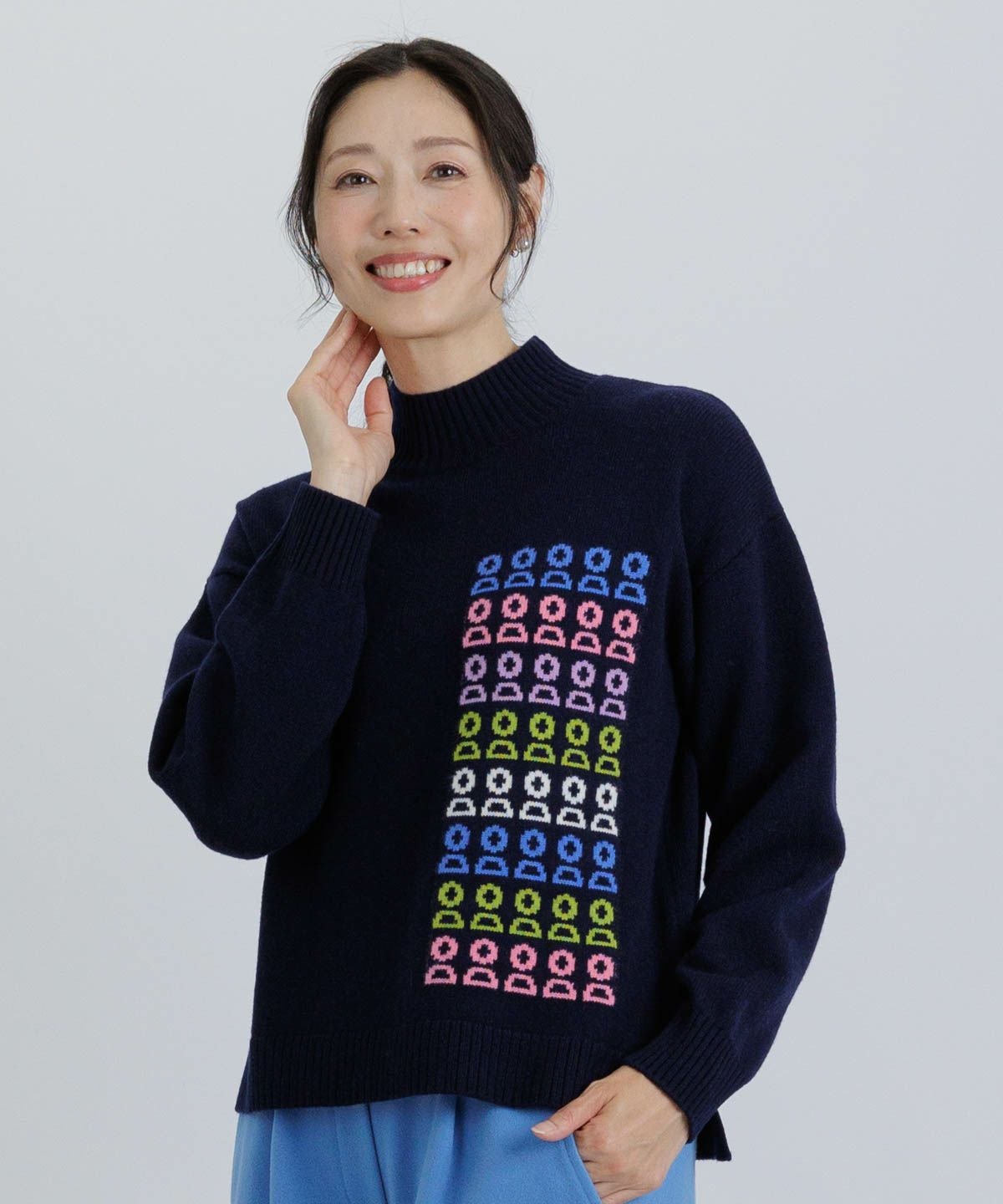 モデル着用画像（ネイビー）