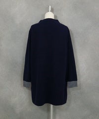 ウール100％ニットチュニック後（ネイビー）