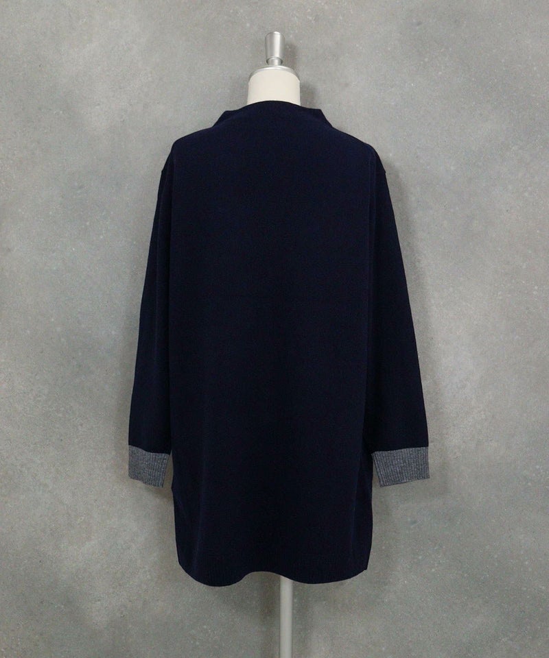 ウール100％ニットチュニック後（ネイビー）