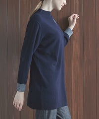 モデル着用画像（ネイビー）