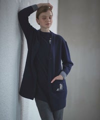 モデル着用画像（ネイビー）