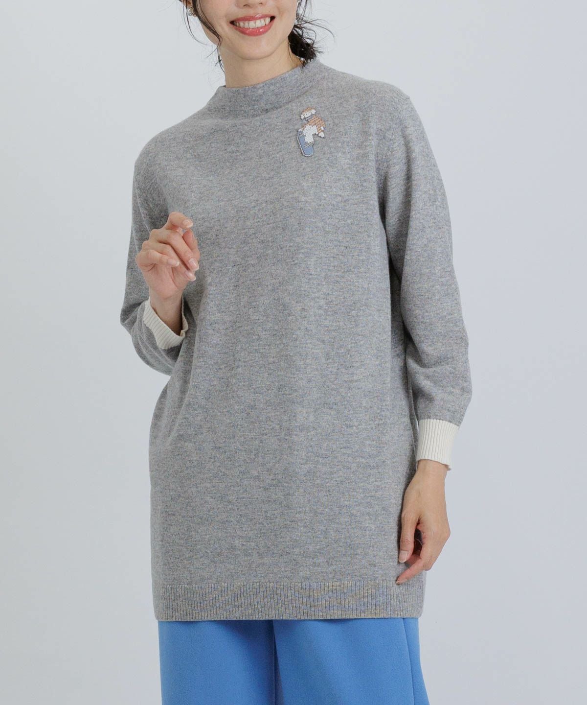 モデル着用画像（ライトグレー）