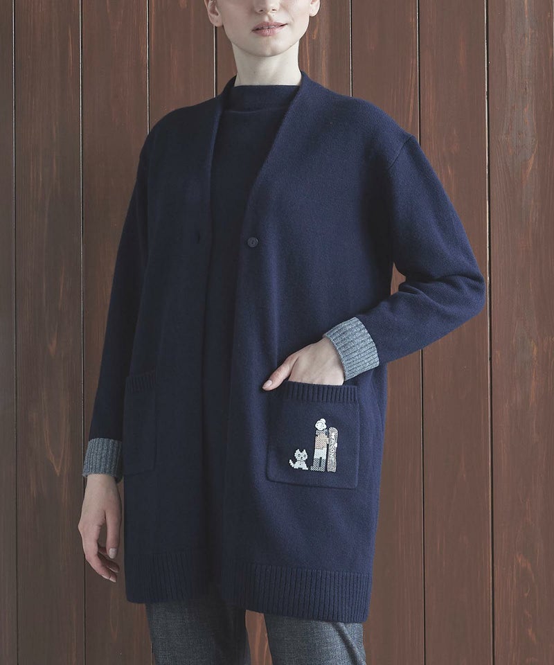 モデル着用画像（ネイビー）