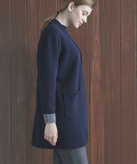 モデル着用画像（ネイビー）