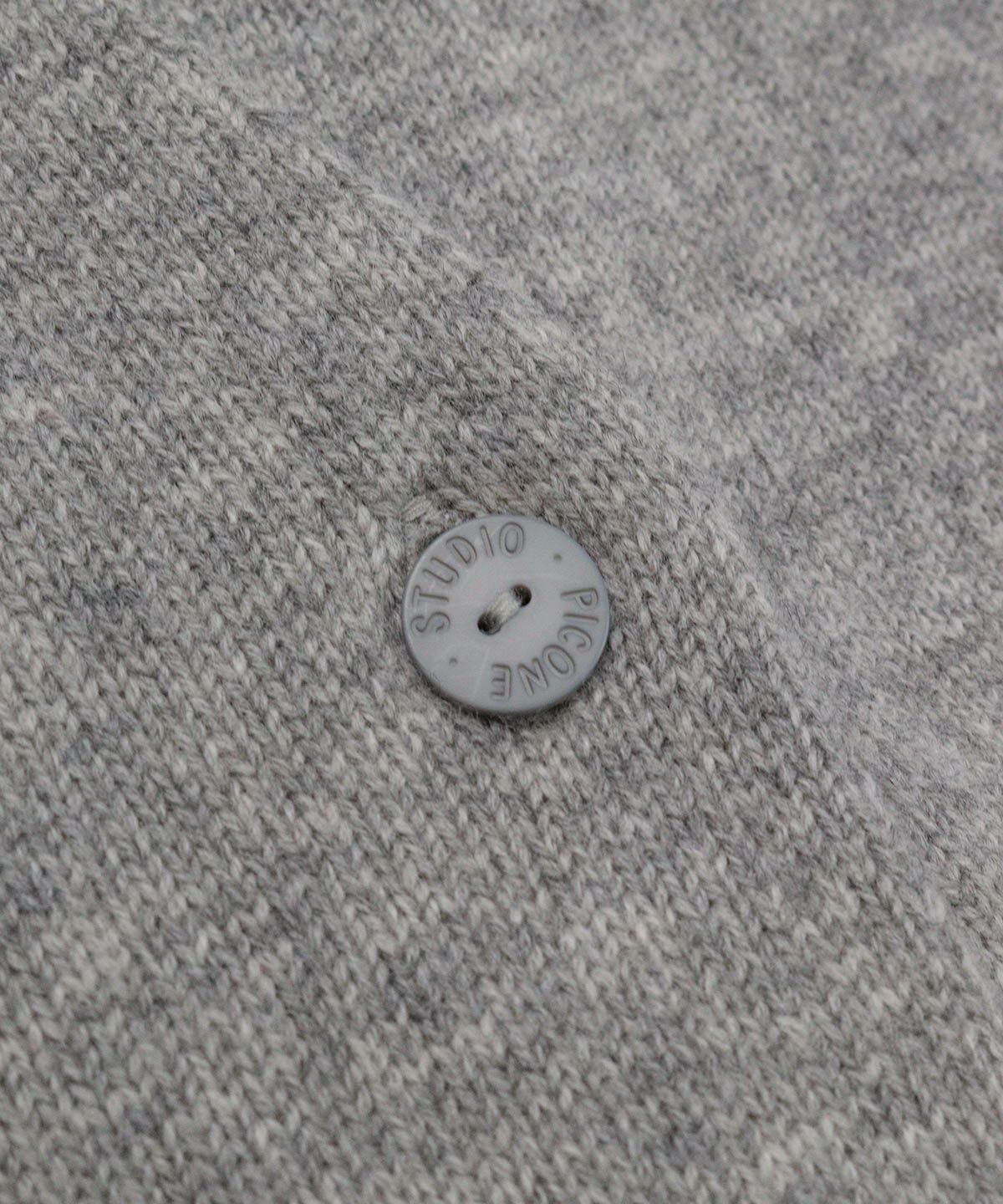 ボタン部分（ライトグレー）