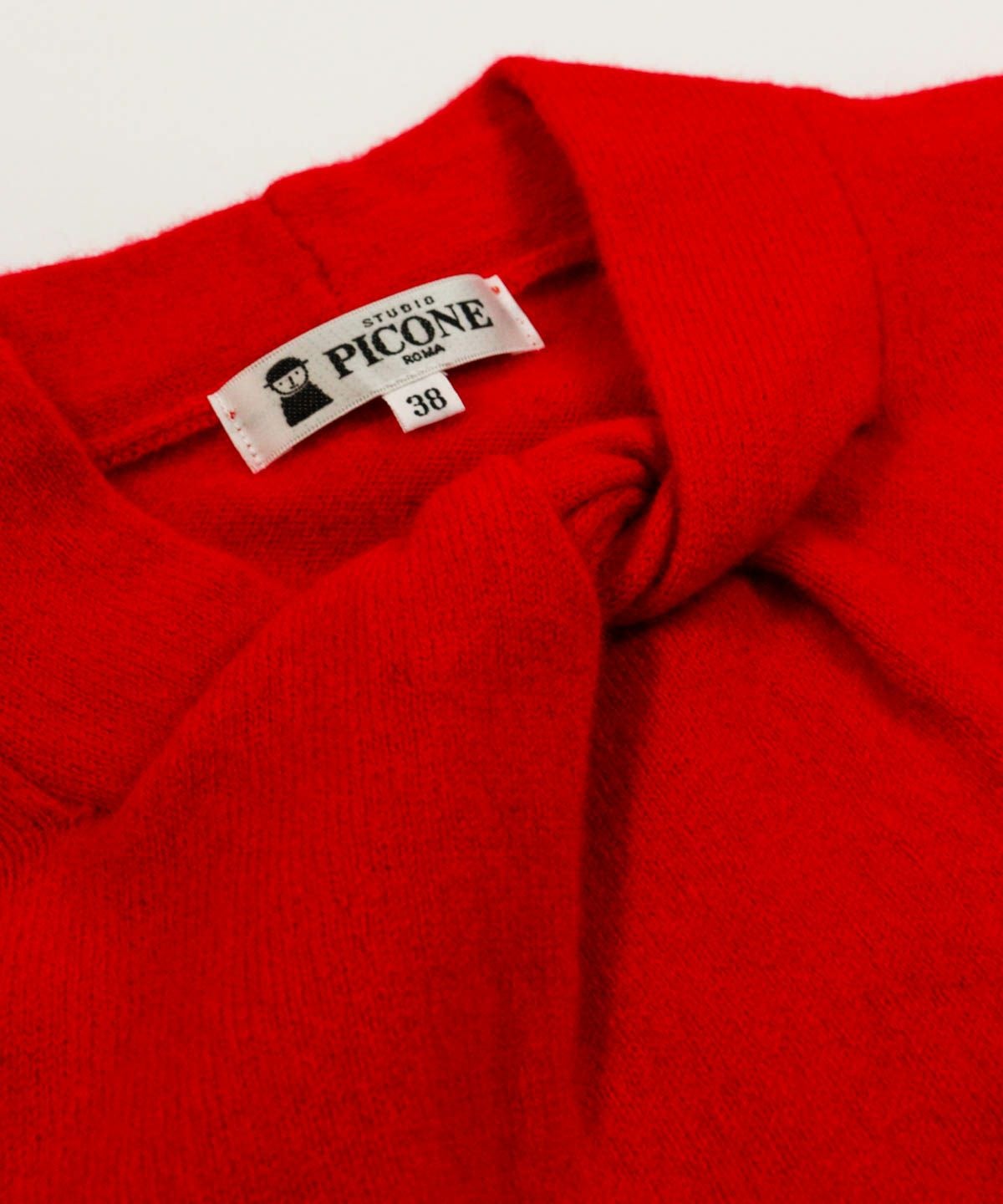 ネックデザイン部分(レッド)