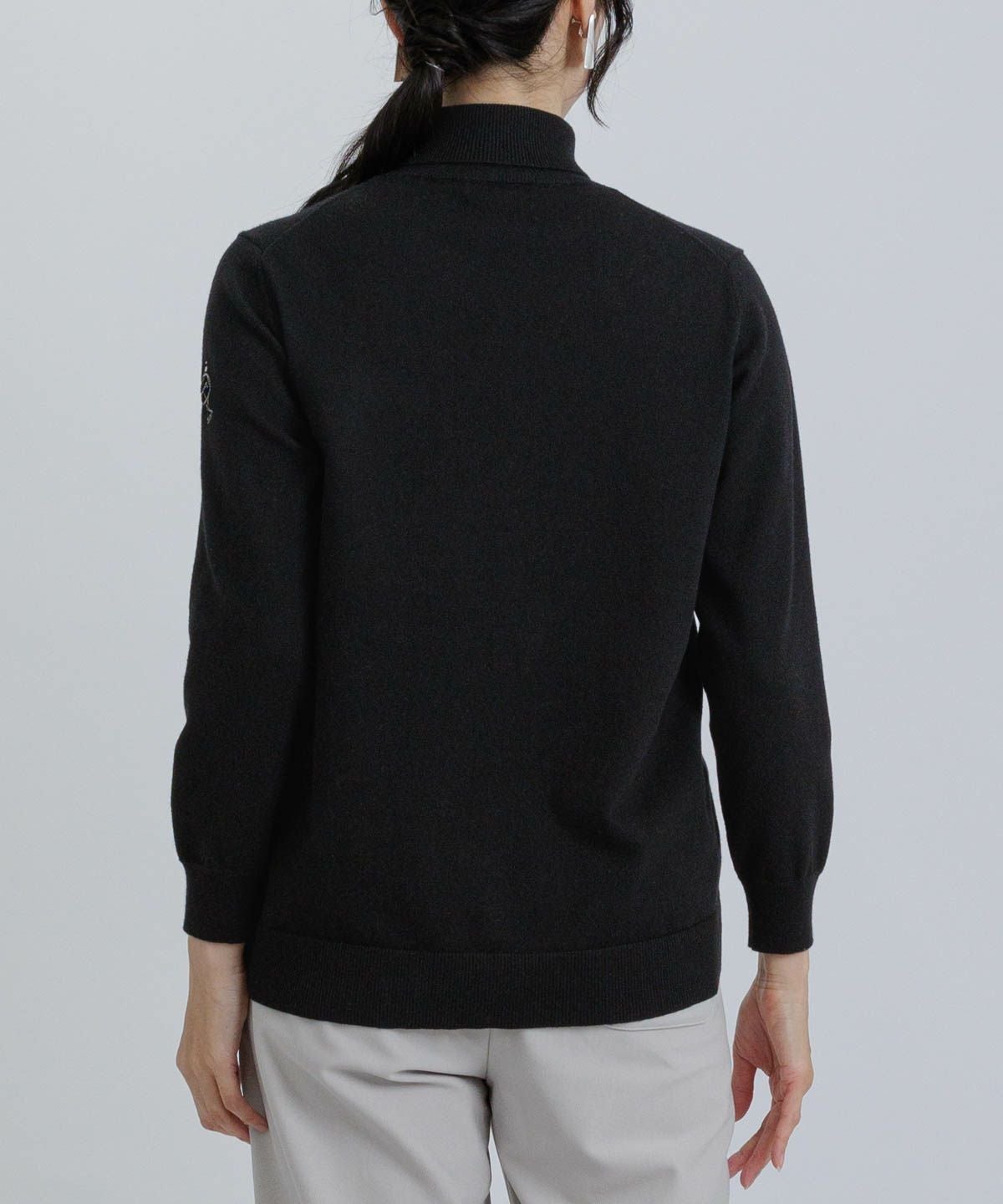 モデル着用画像(ブラック)