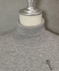 首元(ライトグレー)