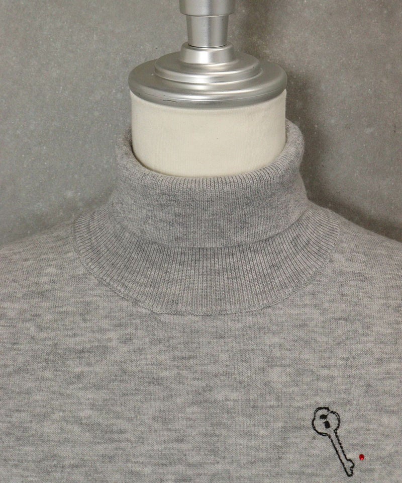 首元(ライトグレー)