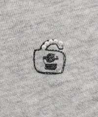 モチーフ刺繍アップ(ライトグレー)