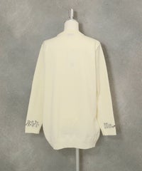 ウール混袖口刺繍ニット後（ホワイト）