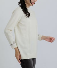 モデル着用画像（ホワイト）