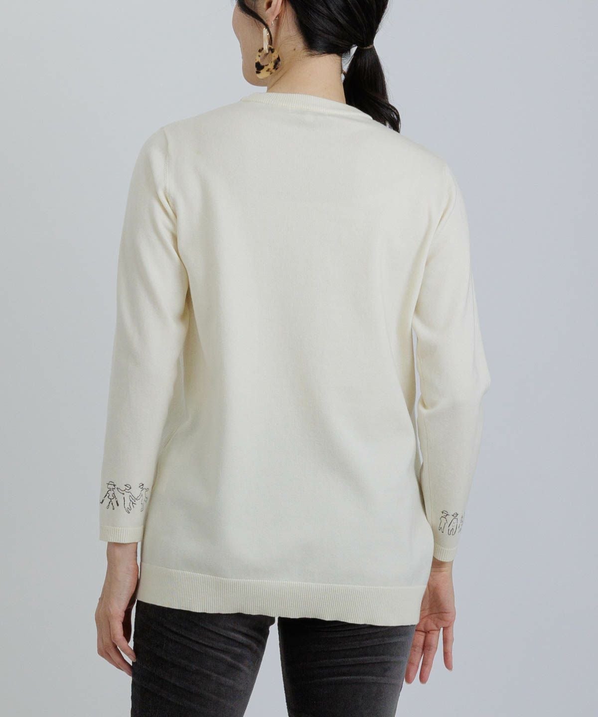 モデル着用画像（ホワイト）