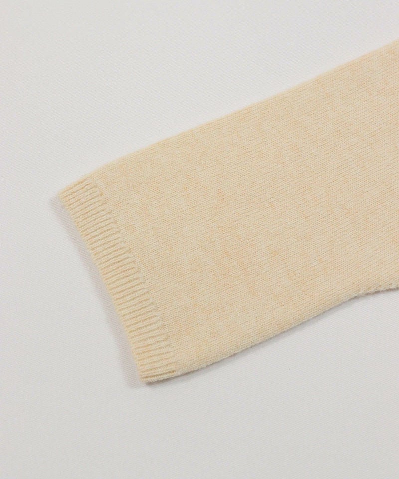 袖口部分（ベージュ）