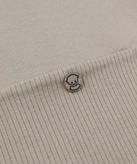 ボタン部分（ベージュ）