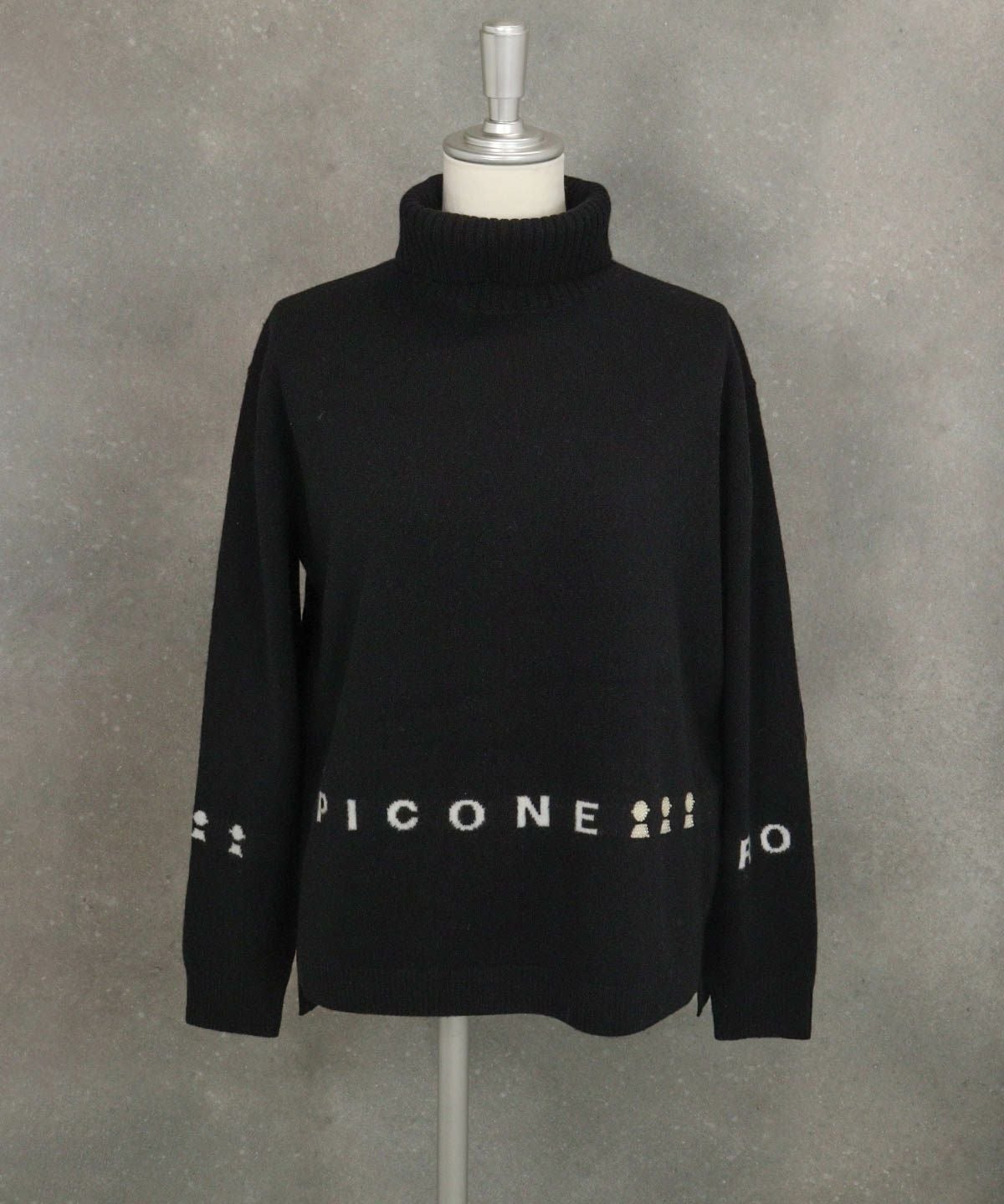 ウール100％ロゴタートルニット（ブラック）