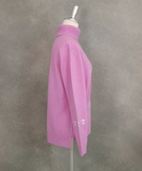 ウール100％ロゴタートルニット横（ライトパープル）