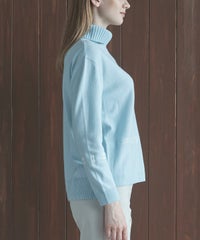 モデル着用画像（ライトブルー）