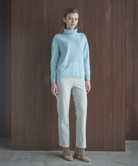 モデル着用画像（ライトブルー）